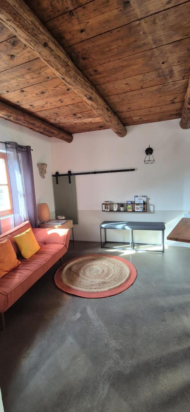 Proche Uzes Le Cocon Du Peintre Anglais Sagriès Extérieur photo